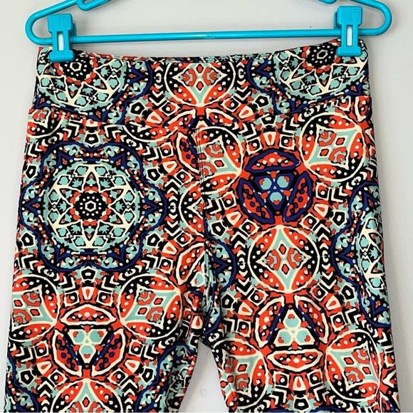 LuLaRoe Green / Orange / Purple Patterned Leggings Size One Size 0-10 - Picture 4 of 9